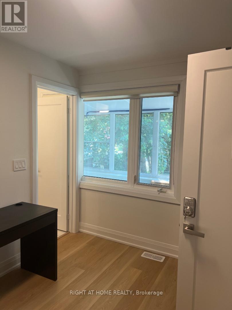 61 Gladys Road, Toronto, Ontario  M1C 1C7 - Photo 6 - E13551656
