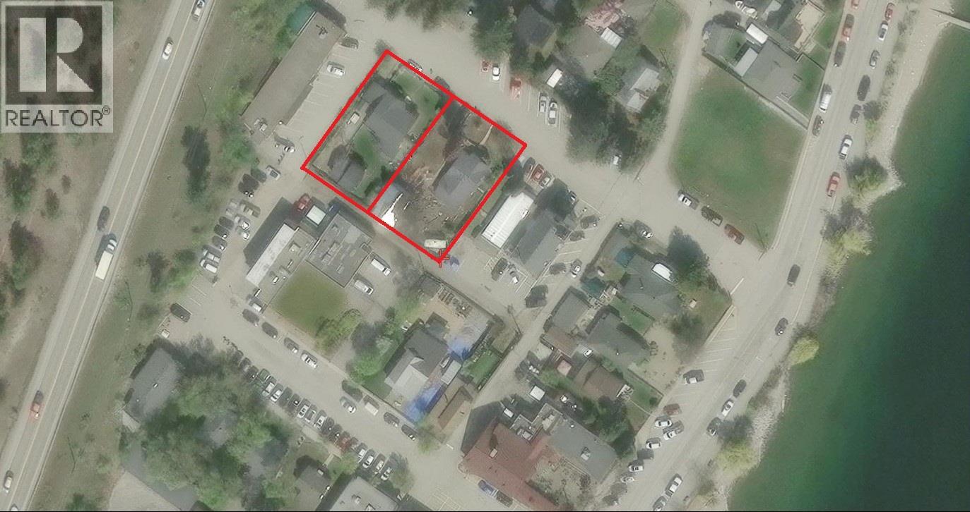 4433 4th Street, Peachland, British Columbia