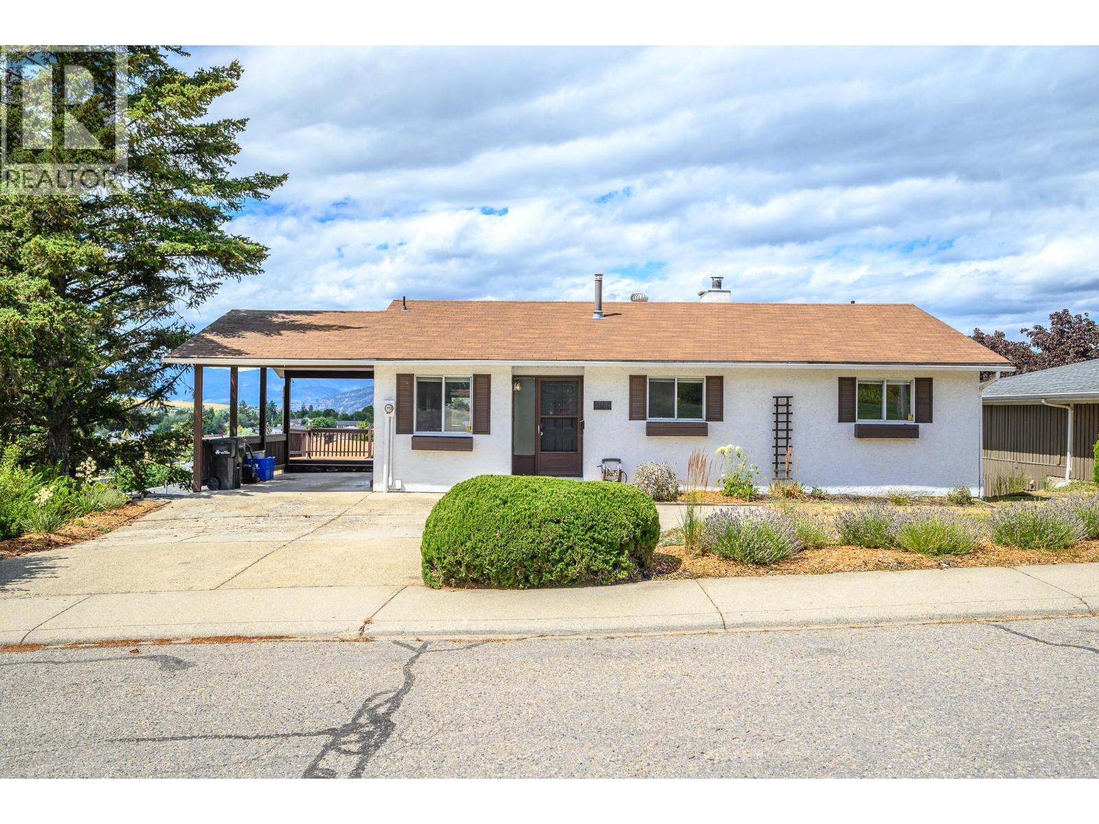 2604 12 Street, Vernon, British Columbia  V1T 7Y7 - Photo 3 - 10394564