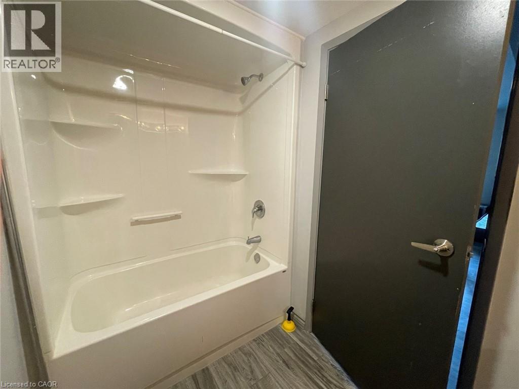275 Larch Street Unit# A308, Waterloo, Ontario  N2L 3R2 - Photo 4 - 40846220