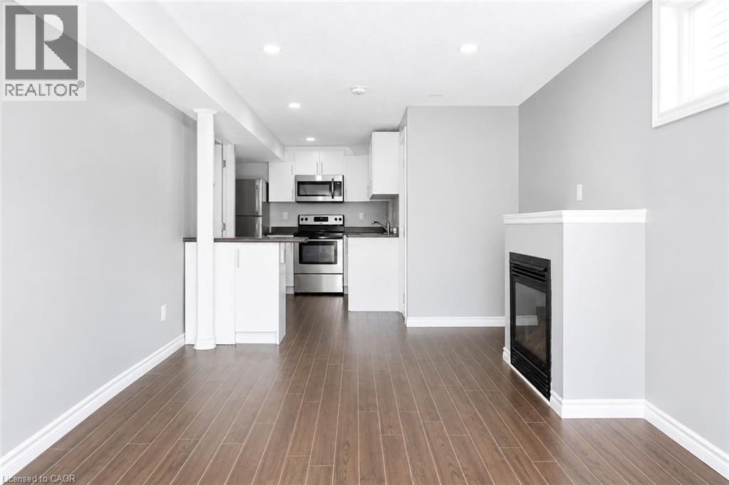 304 Lemon Grass Crescent Unit# Lower, Kitchener, Ontario N2N 3R5 - Photo 2 - 40847332