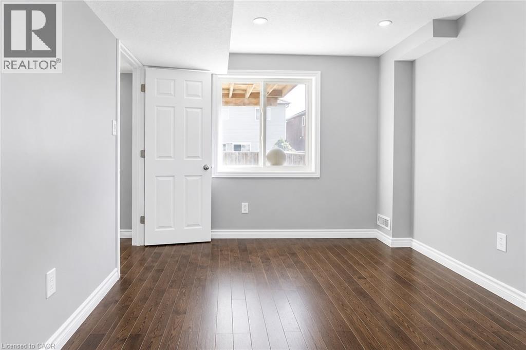 304 Lemon Grass Crescent Unit# Lower, Kitchener, Ontario N2N 3R5 - Photo 4 - 40847332