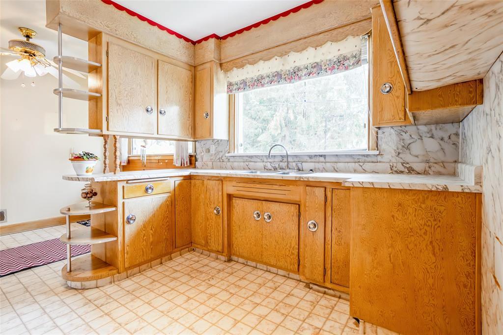 2 Crowson Bay, Winnipeg, Manitoba R3T 0J8 - Photo 15 - 202616502