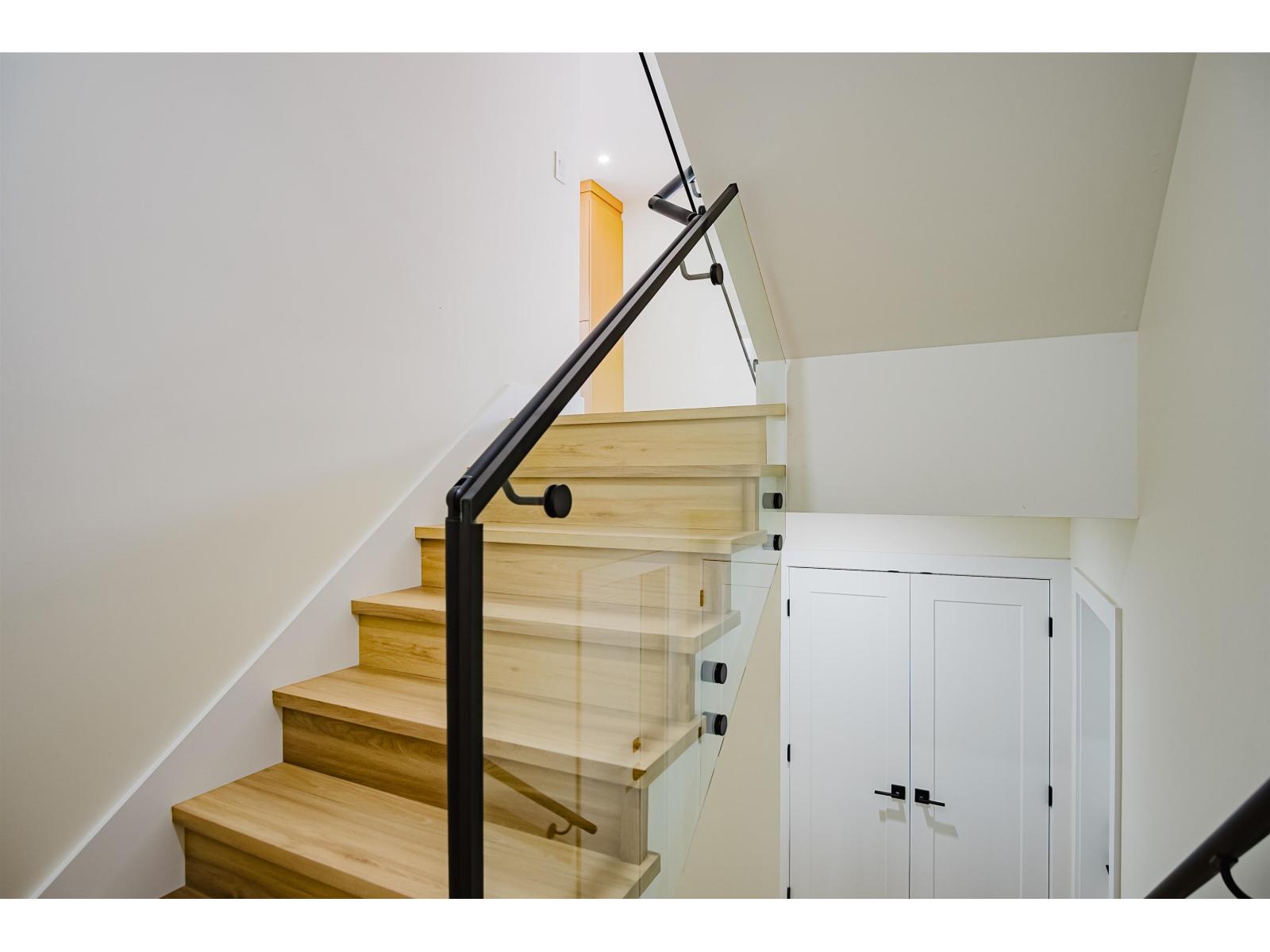32034 Hillcrest Avenue, Mission, British Columbia  V2V 1L2 - Photo 13 - R3145386