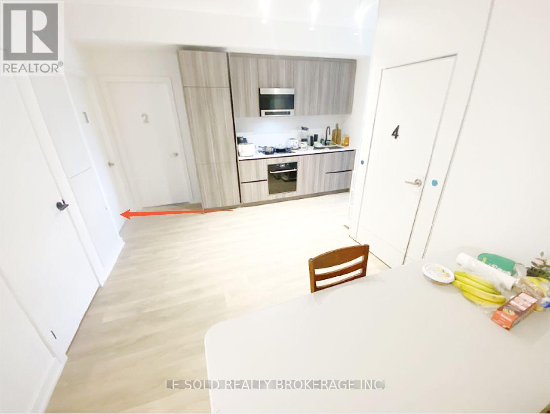 711 Master Bedroom - 127 Broadway Avenue, Toronto, Ontario M4P 1V4 - Photo 2 - C13554830