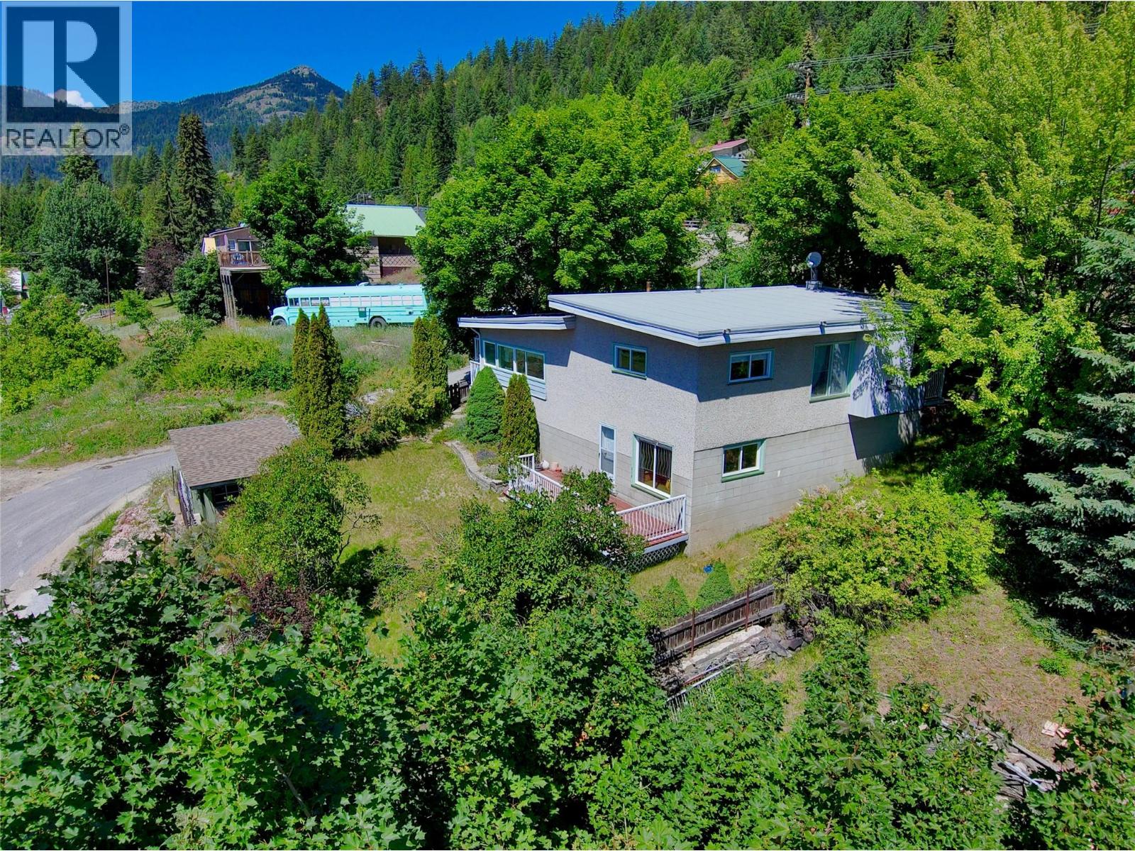 1603 Harasin Alley, Rossland, British Columbia  V0G 1Y0 - Photo 1 - 10394433