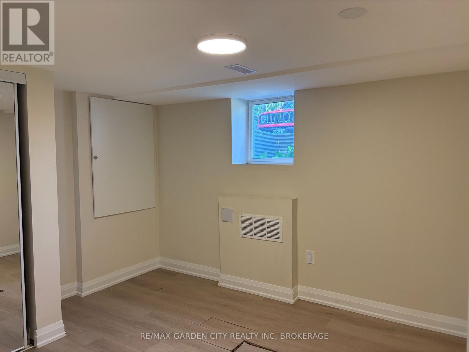 LWR-1BED - 60 WAKELIN TERRACE