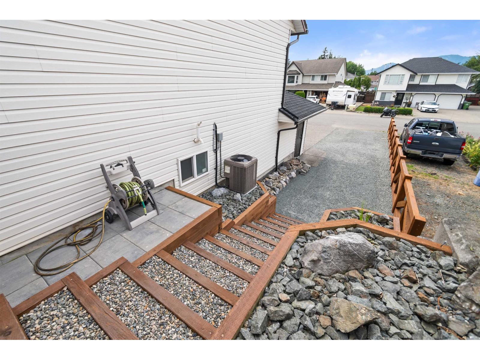 5730 Kathleen Drive, Sardis South, Chilliwack, British Columbia  V2R 3Y8 - Photo 38 - R3145825