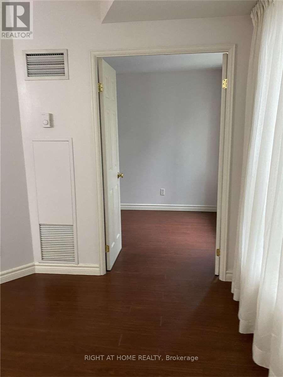 709 - 55 Bloor Street E, Toronto, Ontario M4W 3W6 - Photo 9 - C13559080