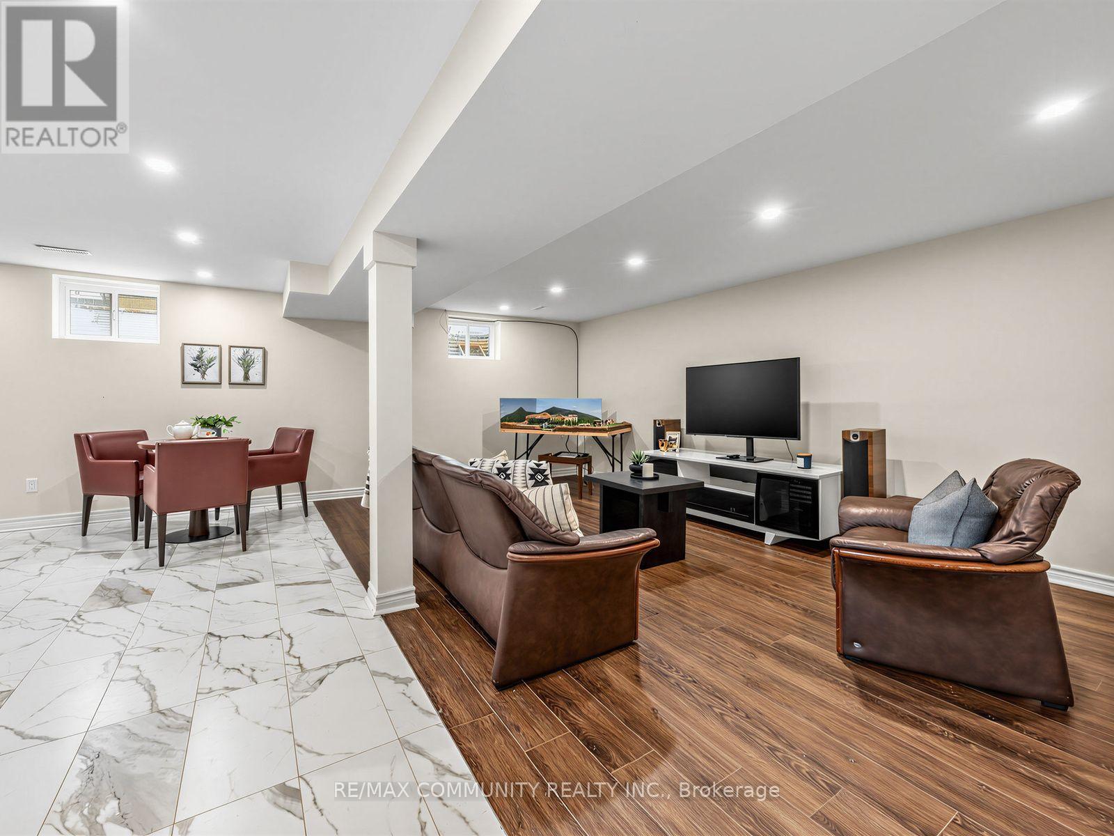 38 Robmar Street E, Whitby, Ontario  L1M 1T7 - Photo 30 - E13559070