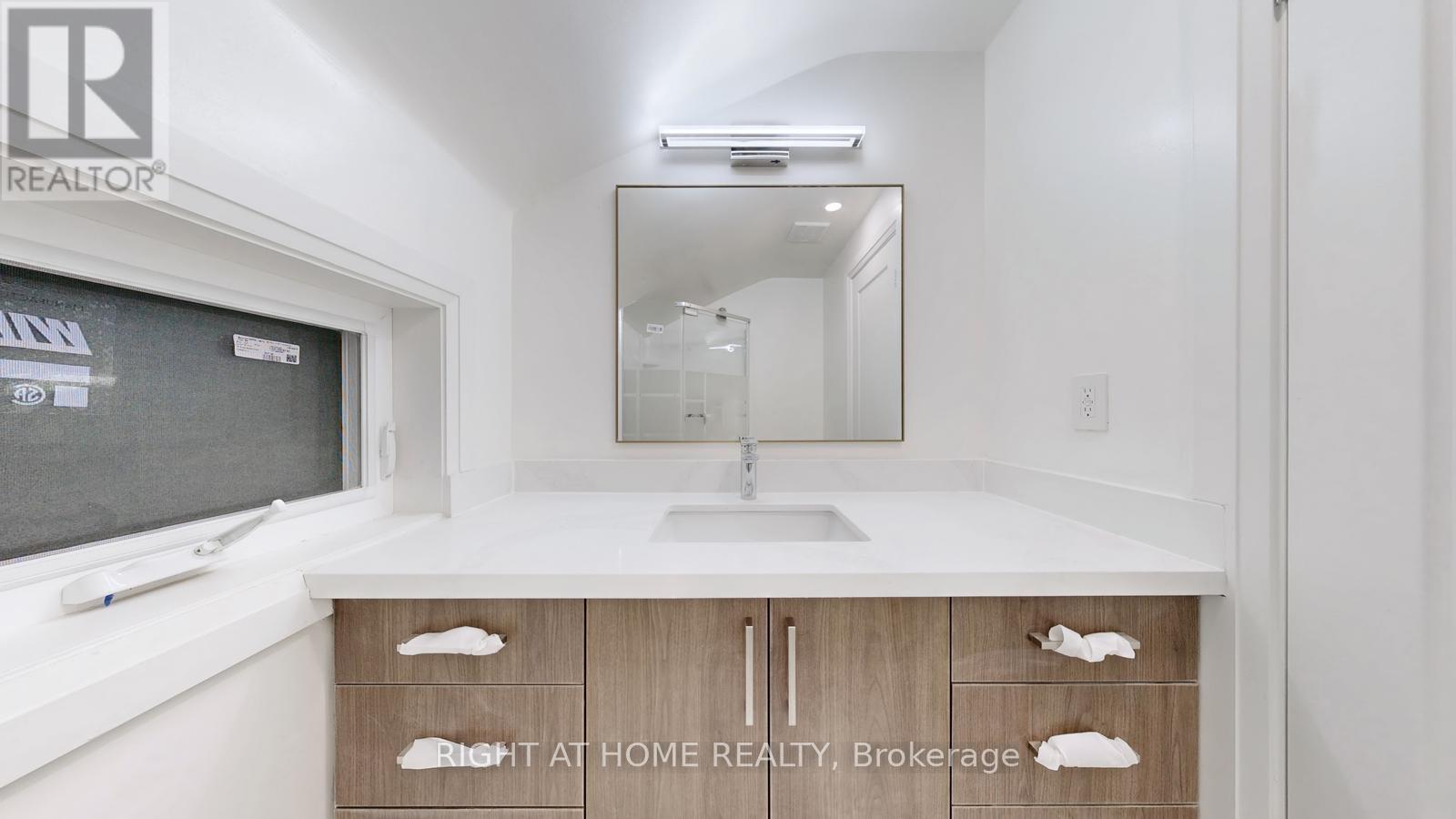Unit 3 - 61 Glady's Road, Toronto, Ontario  M1C 1C7 - Photo 9 - E13559120