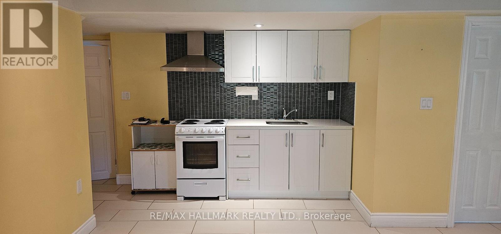 Lower Level - 21 Oakside Drive, Uxbridge, Ontario L9P 2A4 - Photo 3 - N13559110