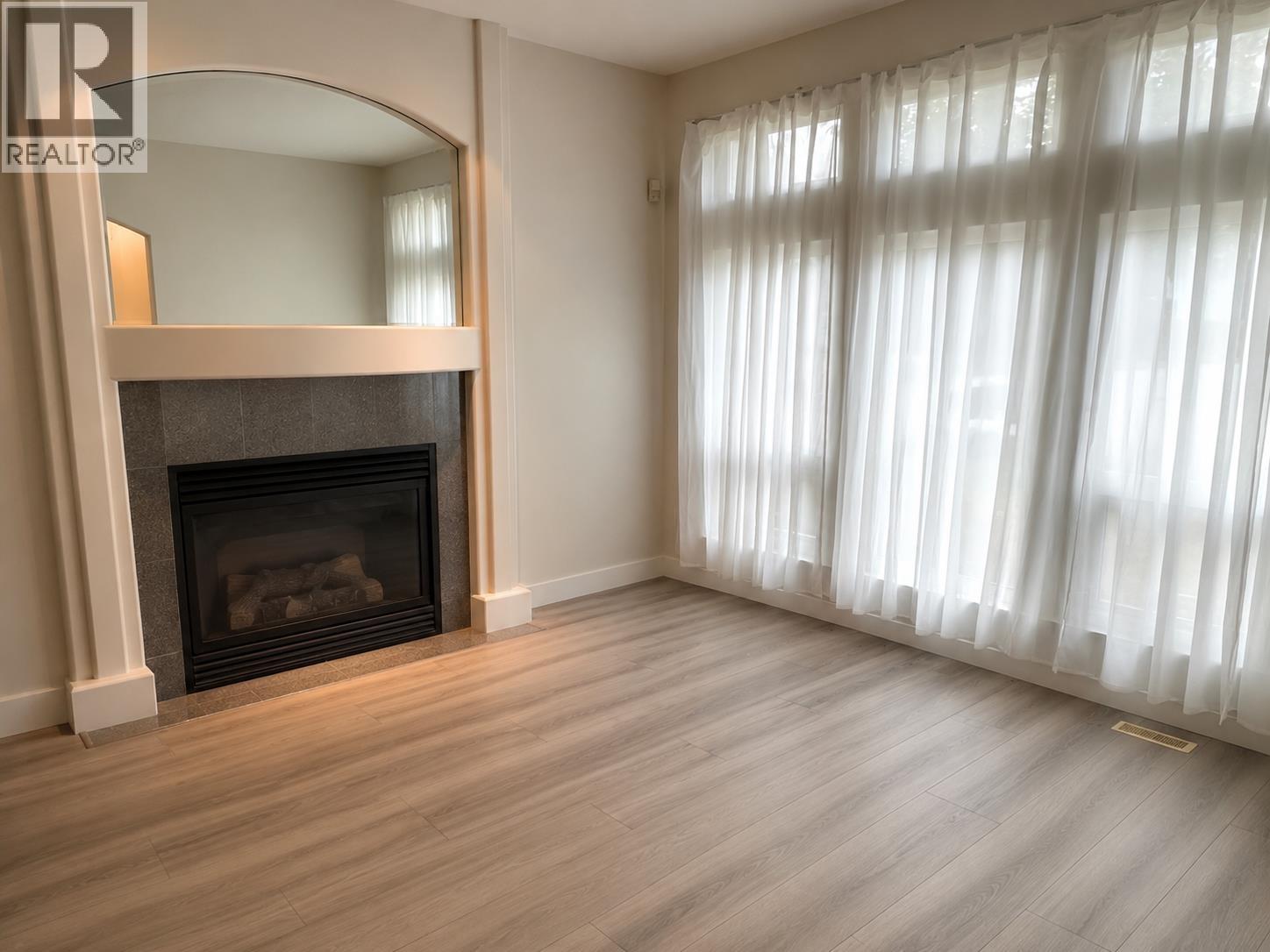 2157 Drawbridge Close, Port Coquitlam, British Columbia  V3C 6H8 - Photo 3 - R3145149