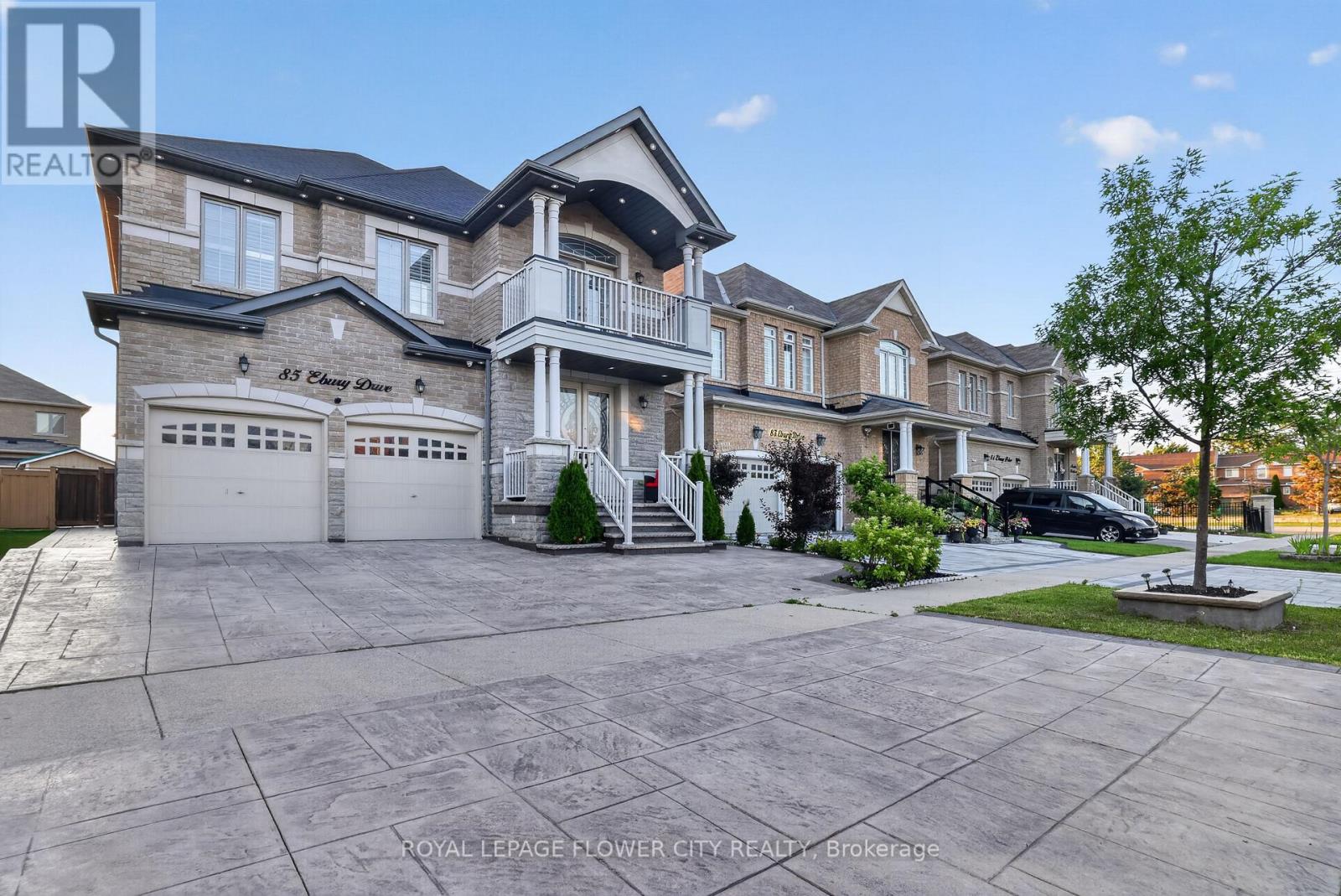 85 Ebury Drive, Brampton, Ontario  L6X 0E6 - Photo 2 - W13559088