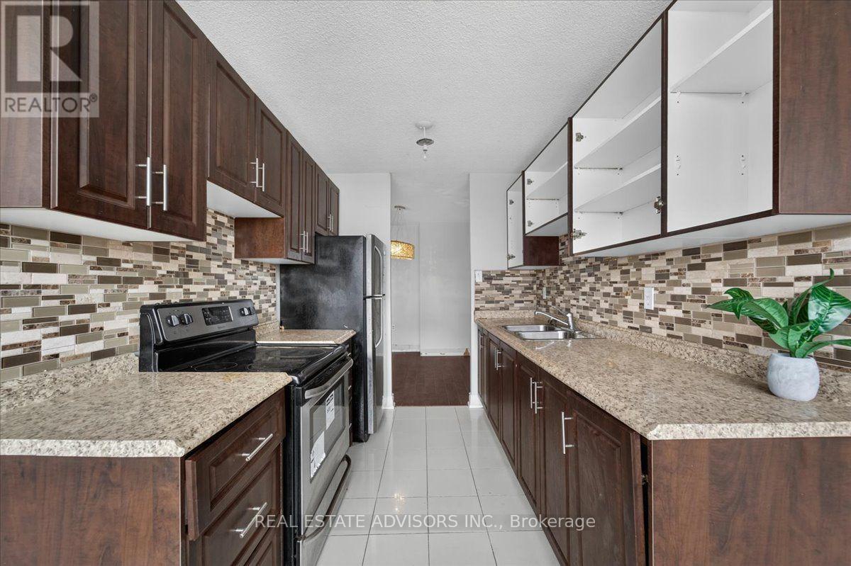 1206 - 4 Kings Cross Road, Brampton, Ontario  L6T 3X8 - Photo 7 - W13559092