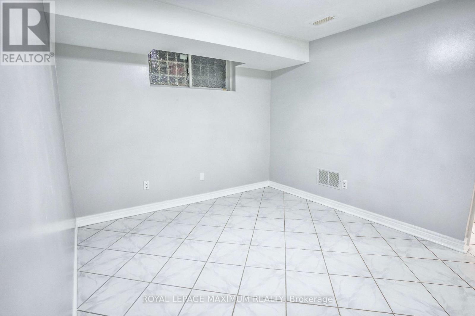 Basement - 641 Caledonia Road, Toronto, Ontario M6E 4V7 - Photo 19 - W13559108