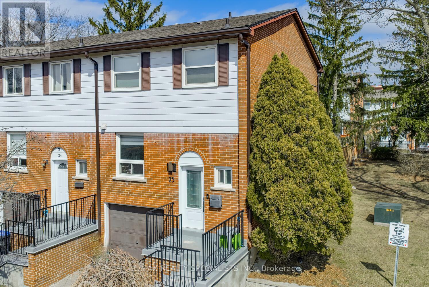 25 - 2445 Homelands Drive, Mississauga, Ontario  L5K 2C6 - Photo 2 - W13559130
