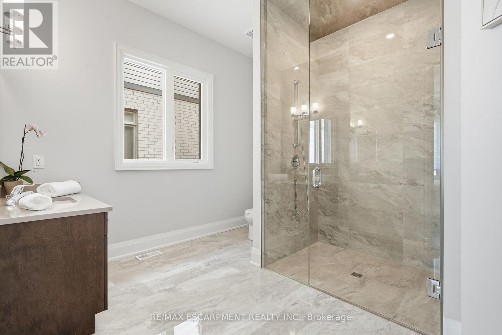 162 Westcott Road, Welland, Ontario  L3C 0K9 - Photo 17 - X13559104