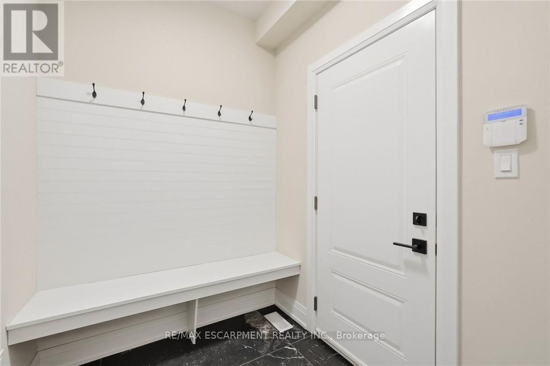 7 Bartlett Avenue, Grimsby, Ontario  L3M 5N7 - Photo 17 - X13559148
