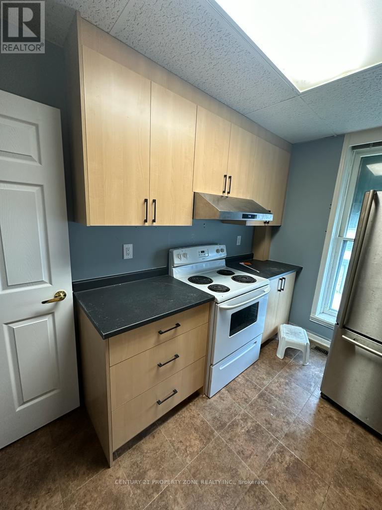 370 Talbot Street, St. Thomas, Ontario  N5P 1B6 - Photo 15 - X13559158
