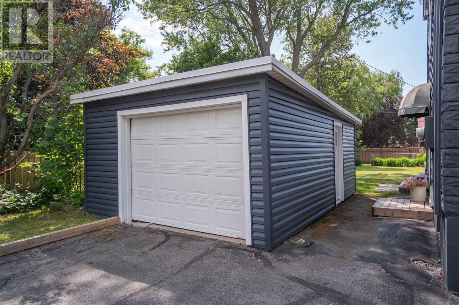71 Summit Ave, Sault Ste. Marie, Ontario P6B 2S8 - Photo 4 - SM261842