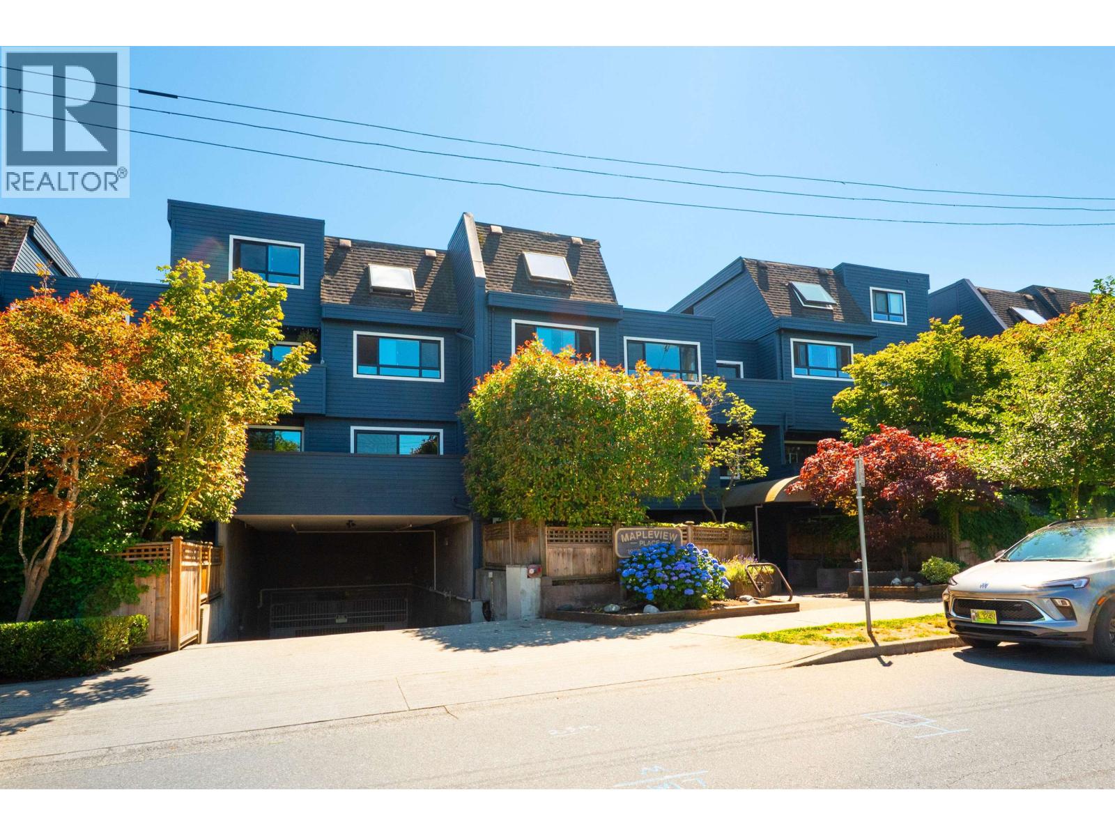 207 1990 W 6TH AVENUE, vancouver, British Columbia