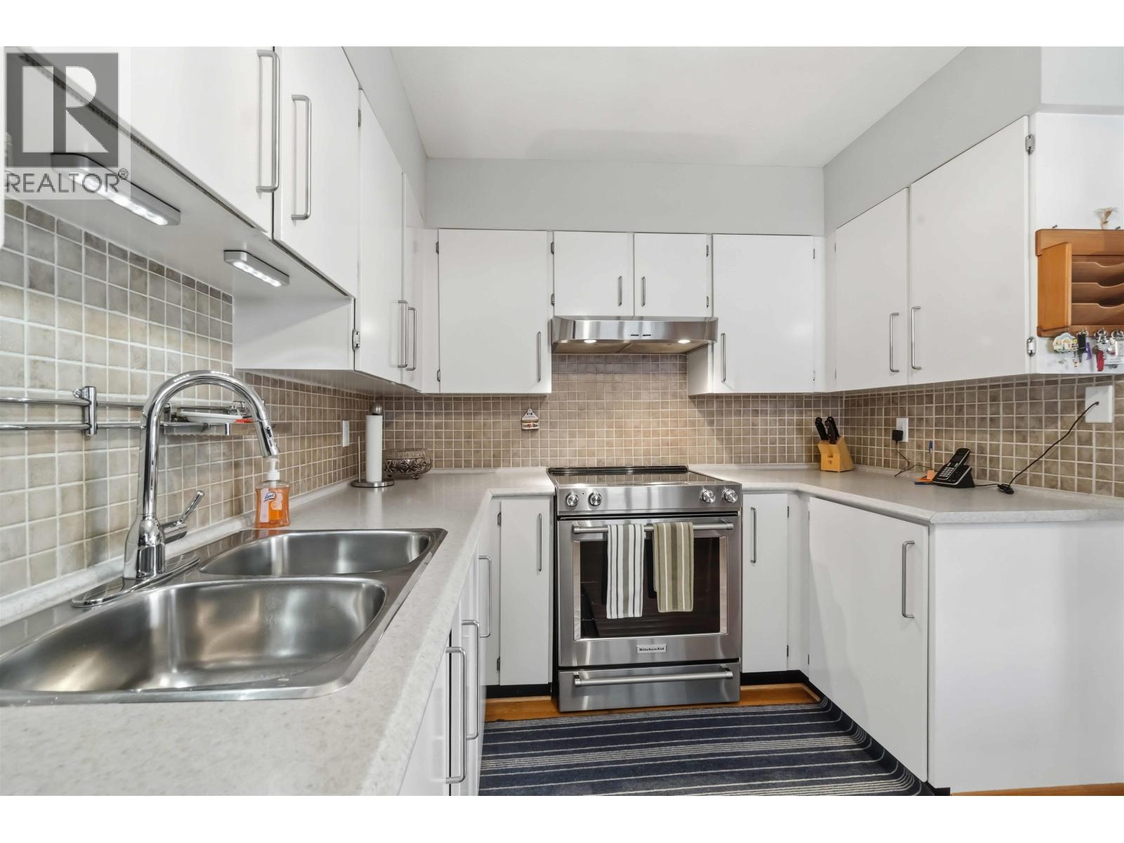 3153 Toba Drive, Coquitlam, British Columbia  V3B 6A3 - Photo 17 - R3145750