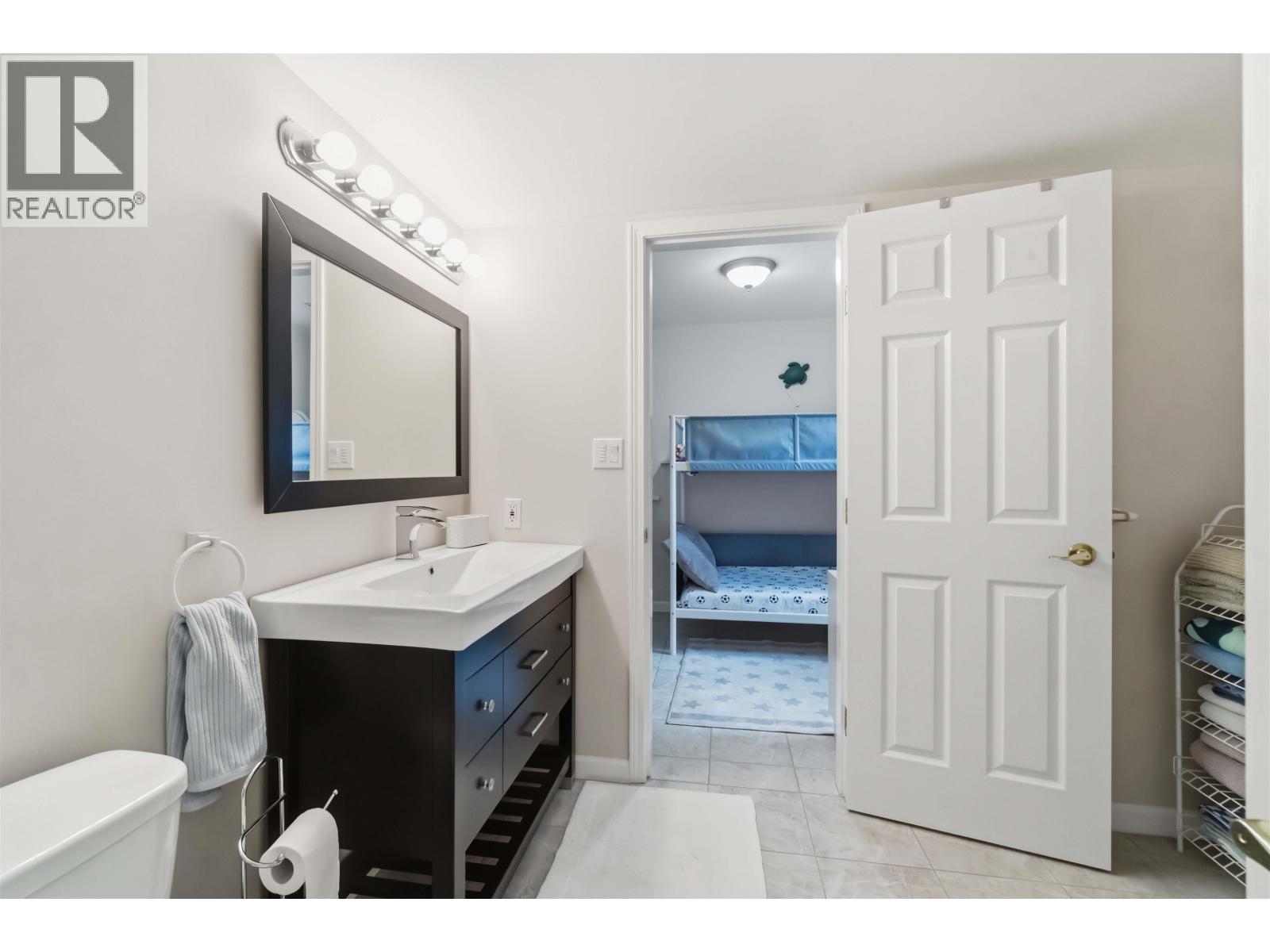 3153 Toba Drive, Coquitlam, British Columbia  V3B 6A3 - Photo 28 - R3145750