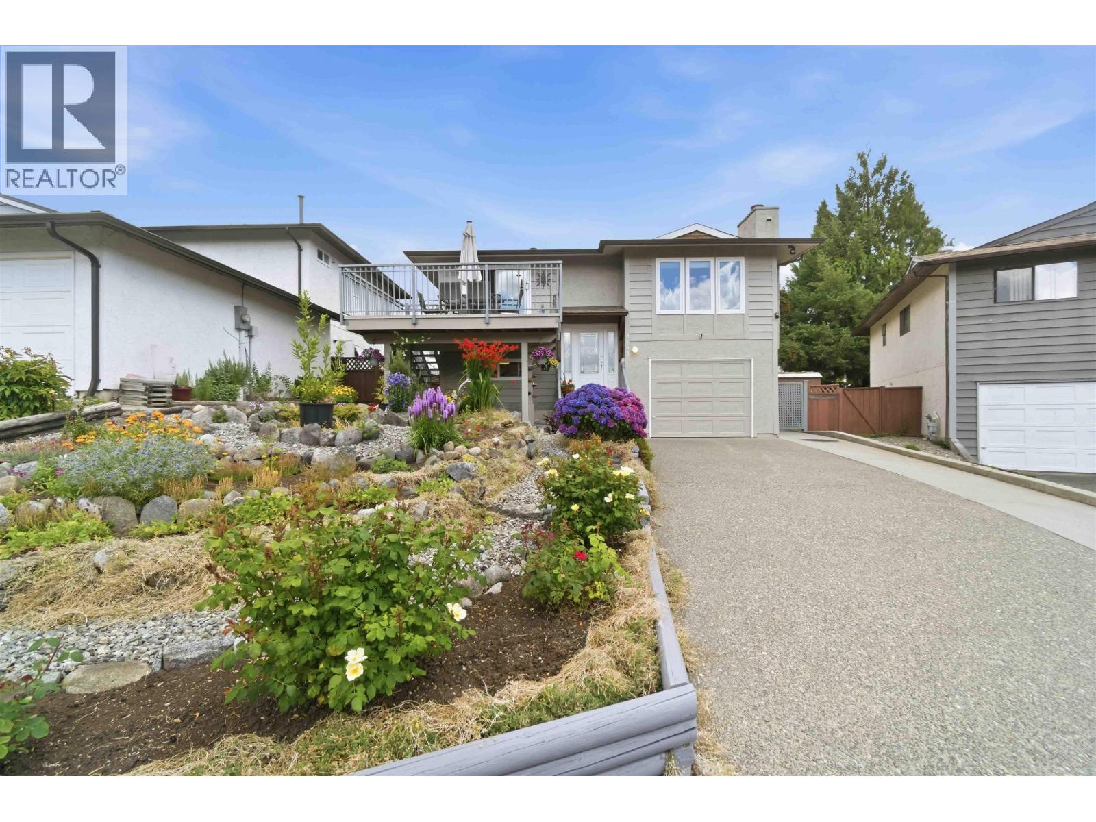 3153 Toba Drive, Coquitlam, British Columbia  V3B 6A3 - Photo 3 - R3145750