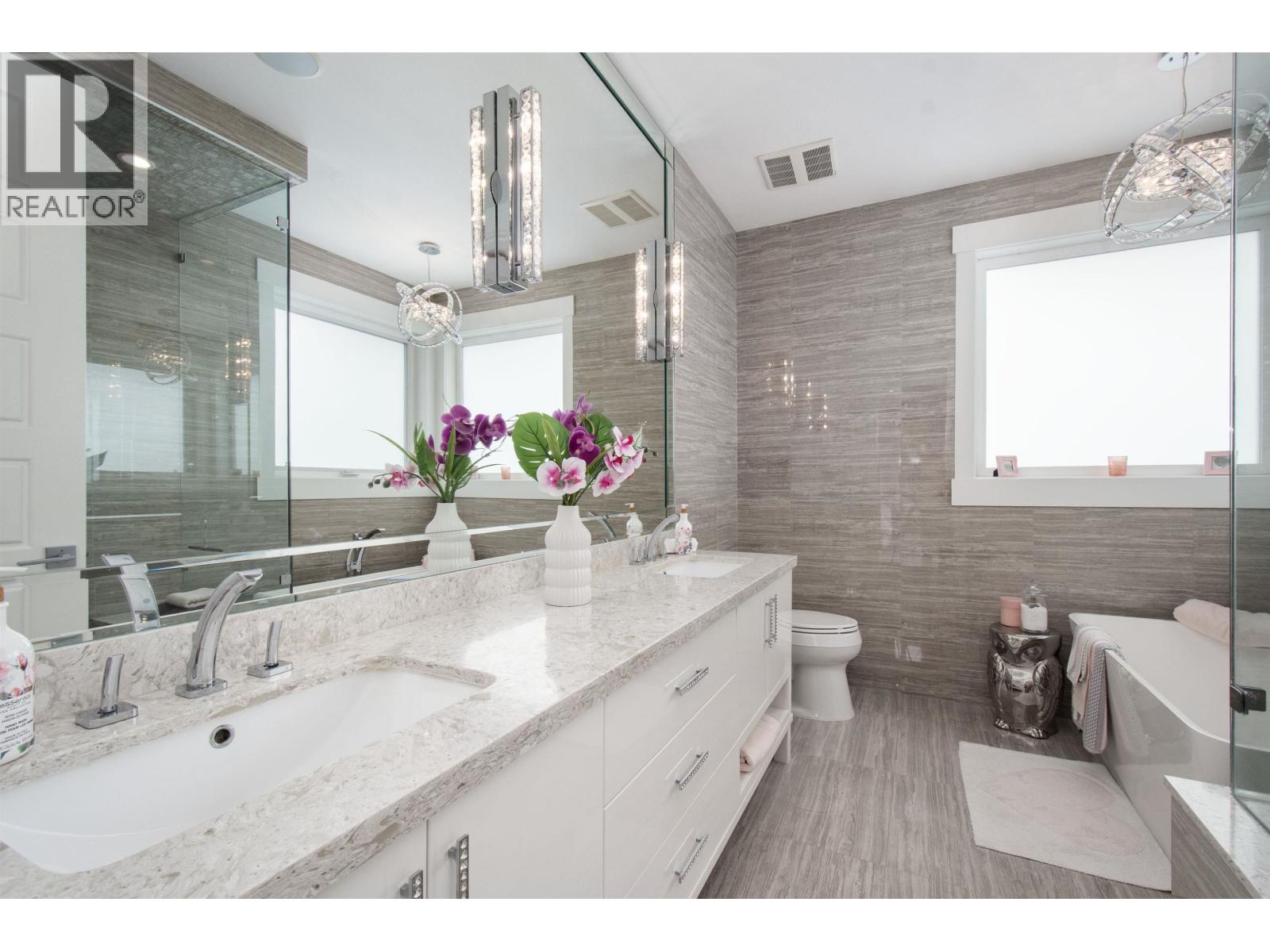 917 Sperling Avenue, Burnaby, British Columbia  V5B 4H7 - Photo 24 - R3145755