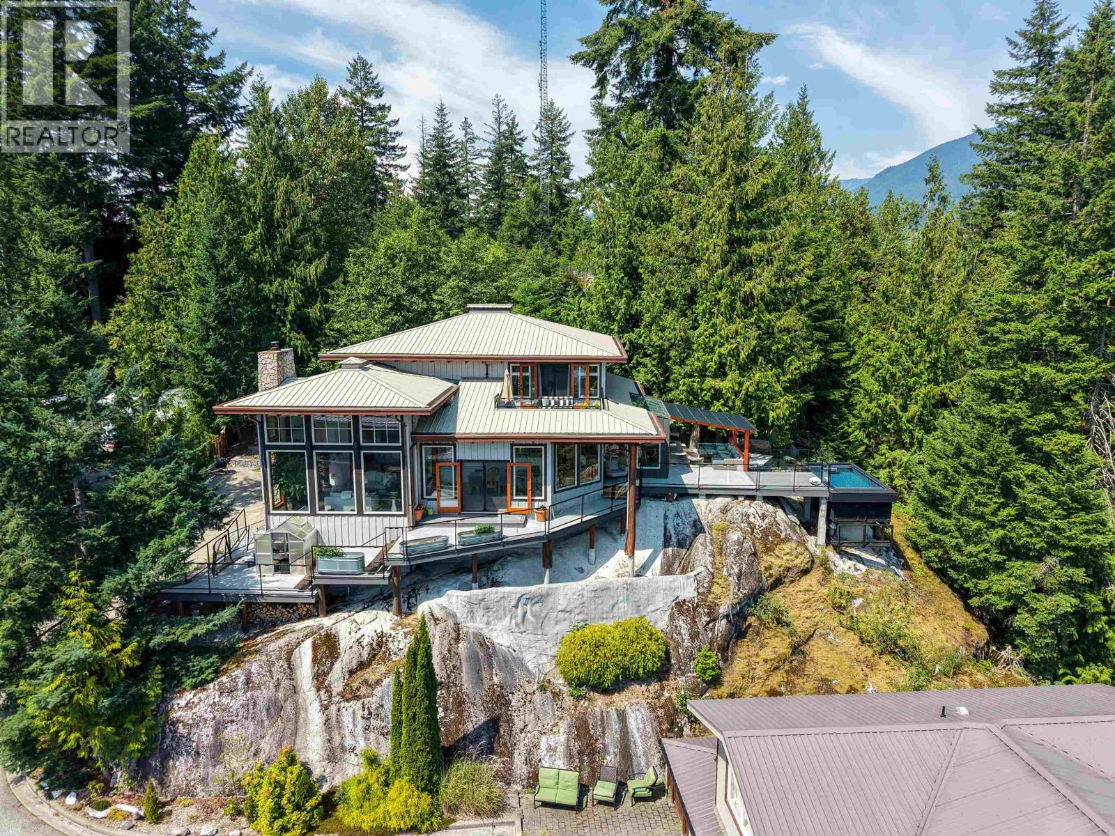 4 40781 Thunderbird Ridge, Squamish, British Columbia  V0N 1T0 - Photo 31 - R3145797