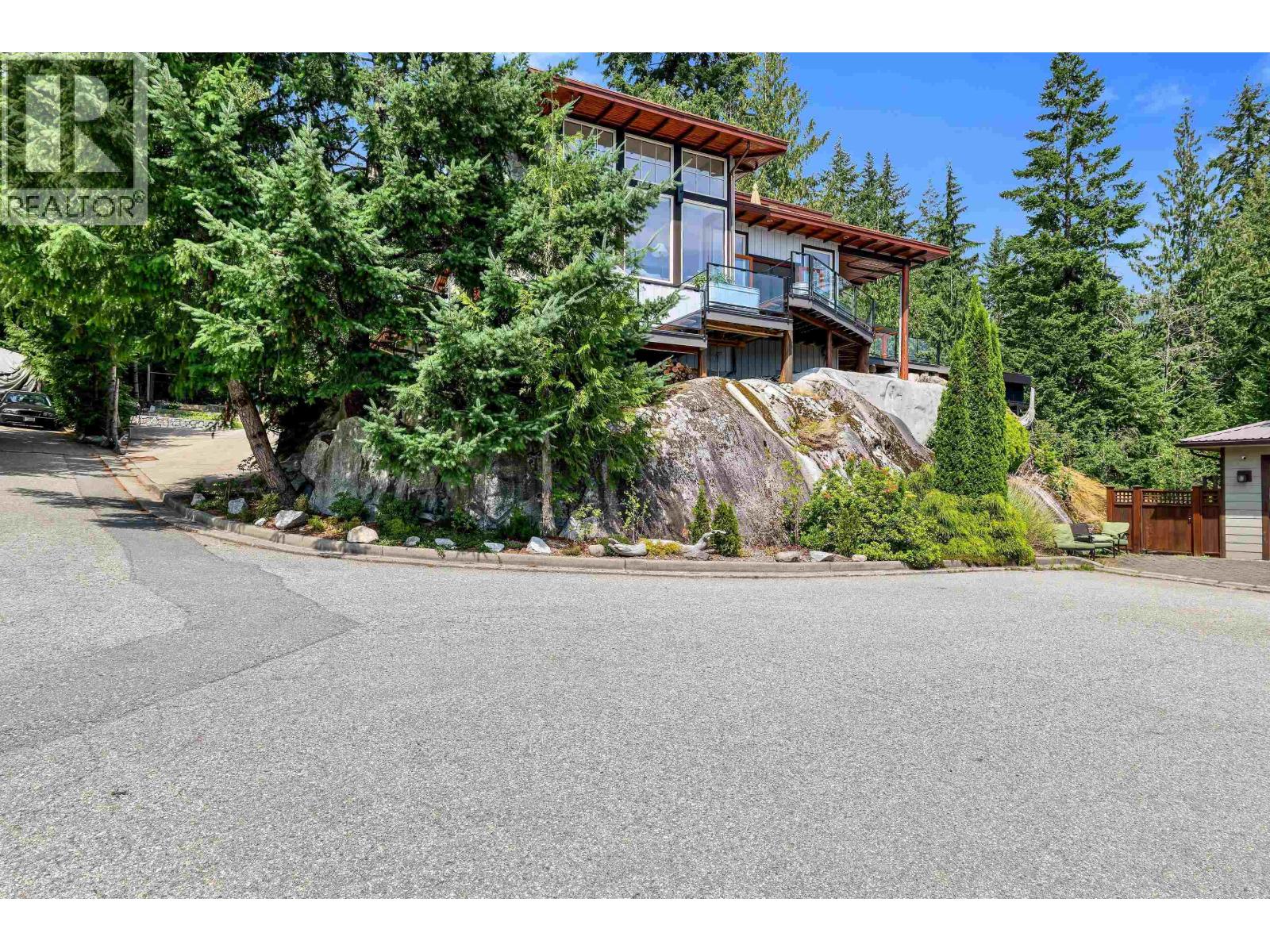 4 40781 Thunderbird Ridge, Squamish, British Columbia  V0N 1T0 - Photo 37 - R3145797