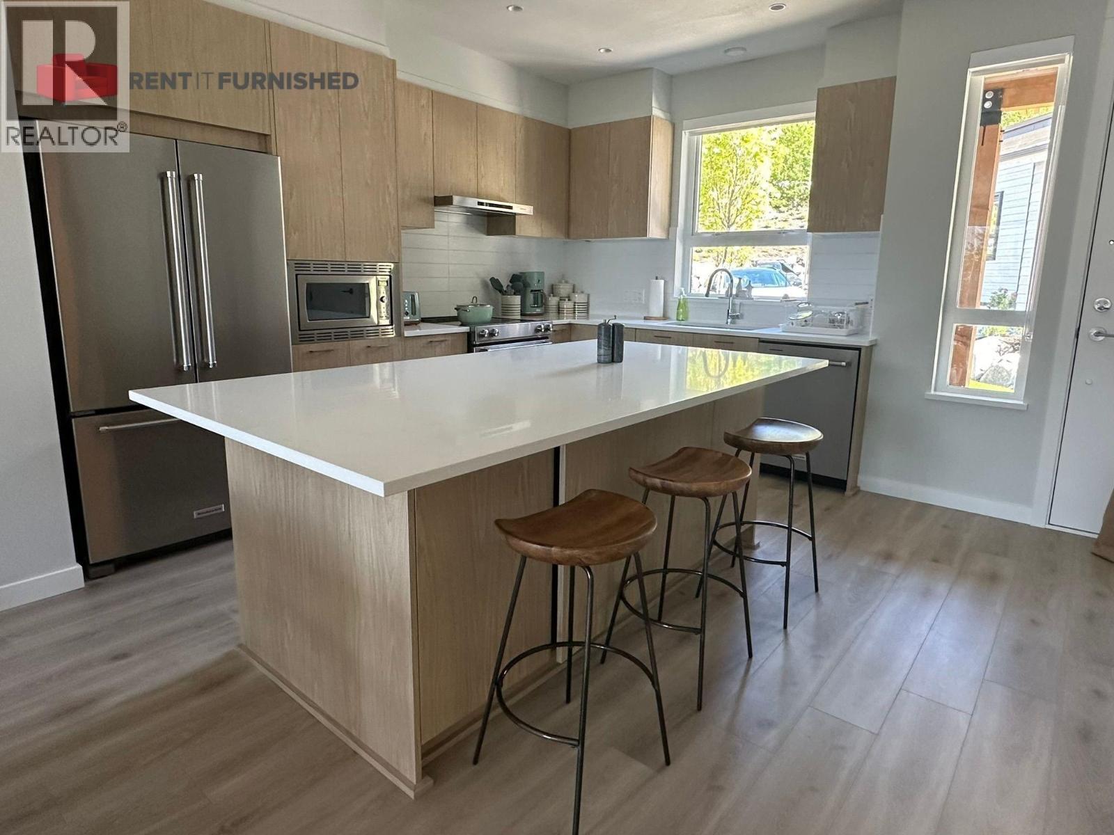 41215 Highline Mews, Squamish, British Columbia  V8B 0P6 - Photo 8 - R3145816