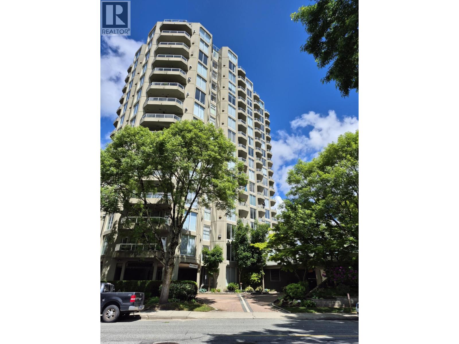 401 1135 QUAYSIDE DRIVE, New Westminster