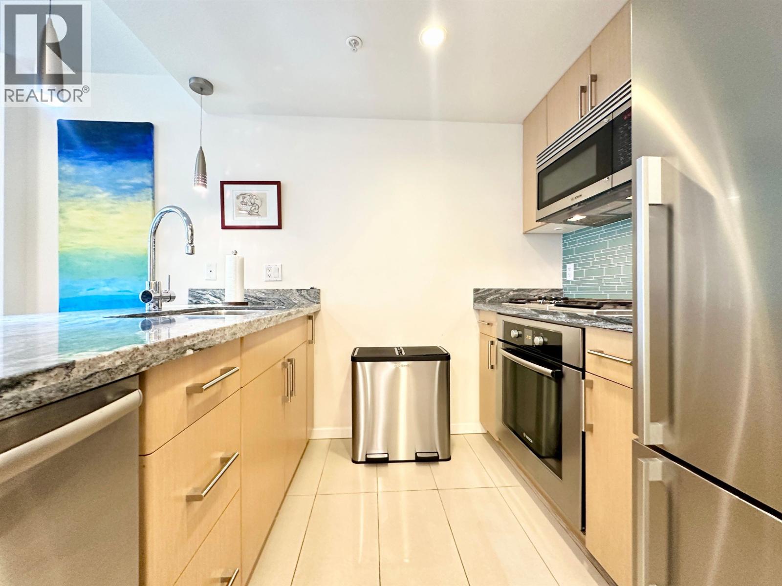 605 1887 Crowe Street, Vancouver, British Columbia  V5Y 0B4 - Photo 7 - R3145836