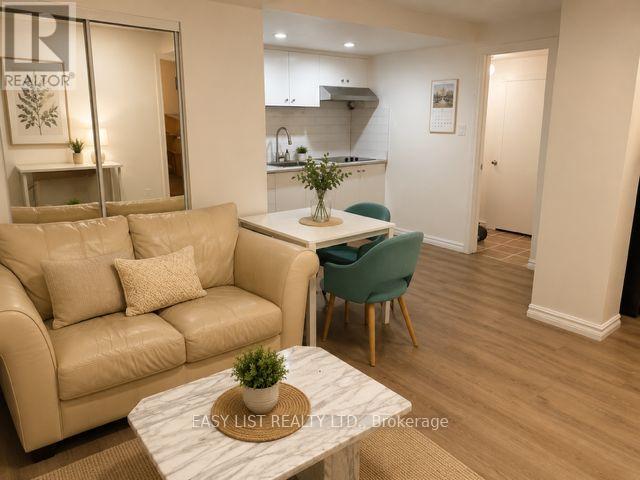 15 Summerglade Drive, Toronto, Ontario  M1S 1W8 - Photo 10 - E13559190