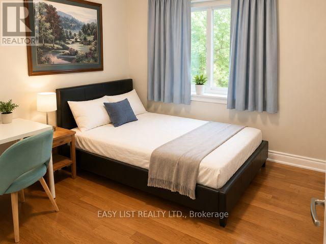 15 Summerglade Drive, Toronto, Ontario  M1S 1W8 - Photo 9 - E13559190