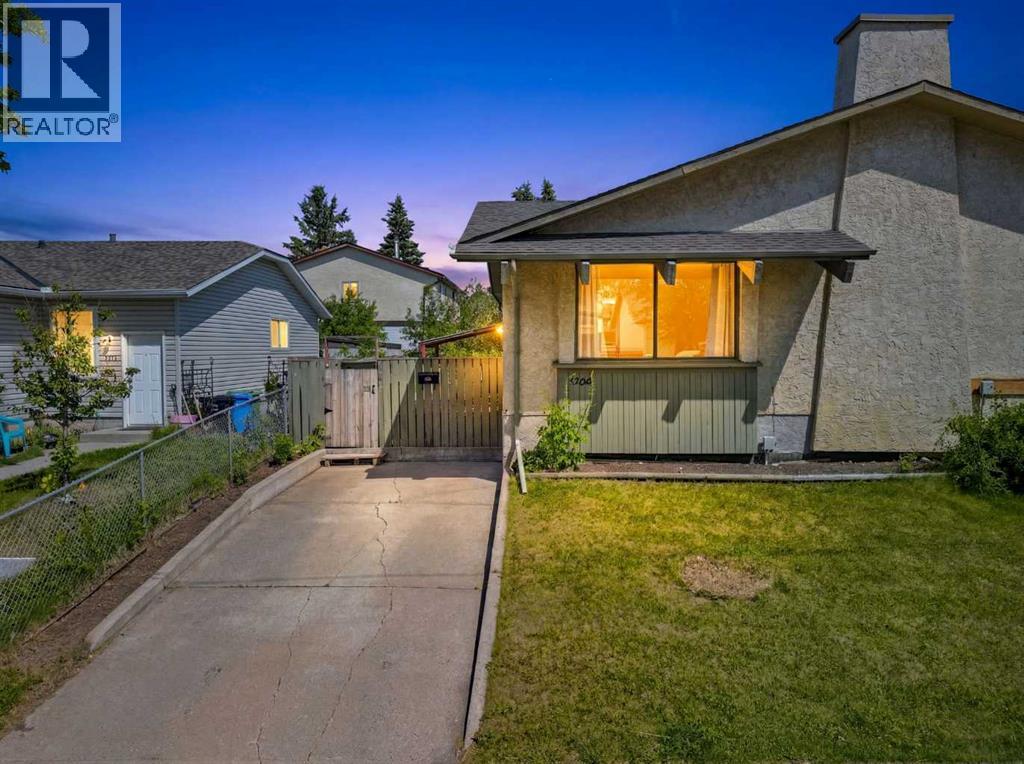 4308 38 Street NE, Calgary
