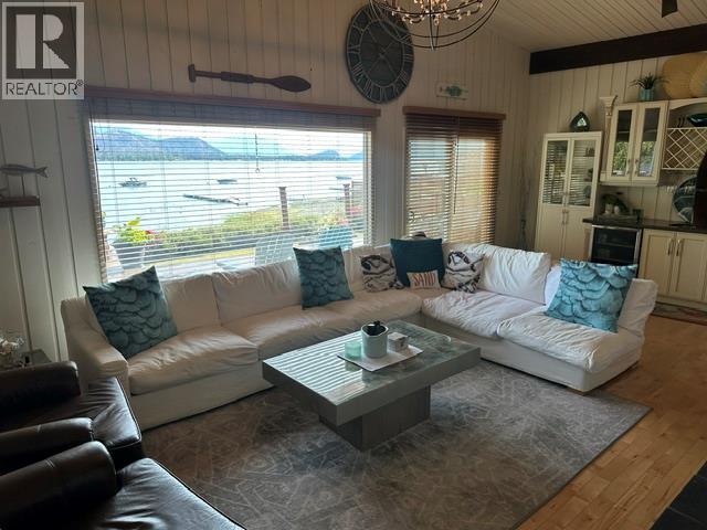 697 Viel Road, Sorrento, British Columbia  V0E 2W1 - Photo 62 - 10394034