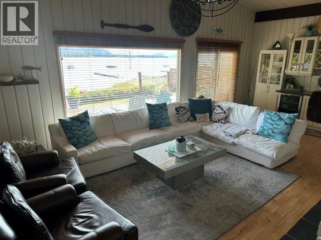697 Viel Road, Sorrento, British Columbia  V0E 2W1 - Photo 37 - 10394034