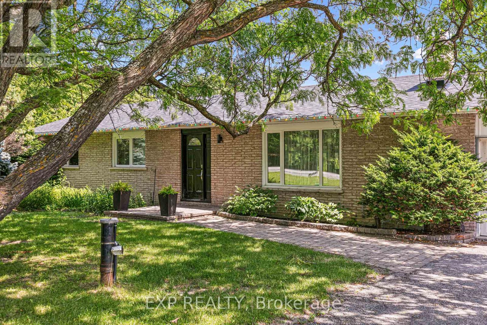 10 QUEEN ANNE CRESCENT, Ottawa