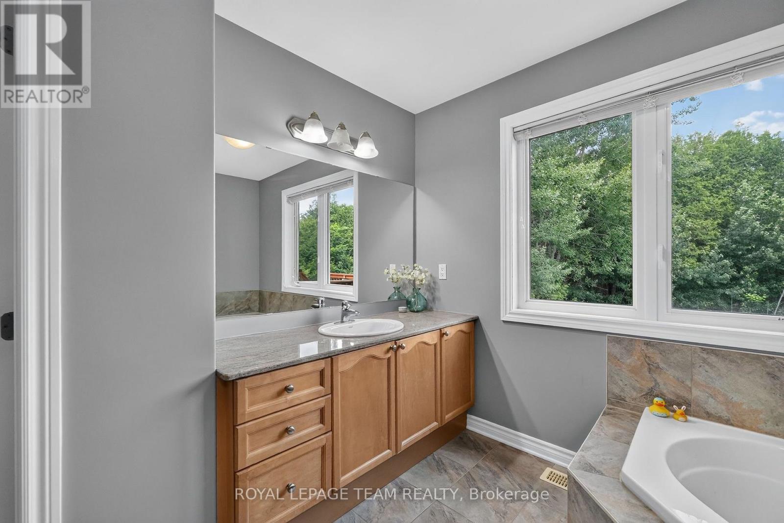 8115 Adam Baker Way, Ottawa, Ontario  K0A 2P0 - Photo 21 - X13559254