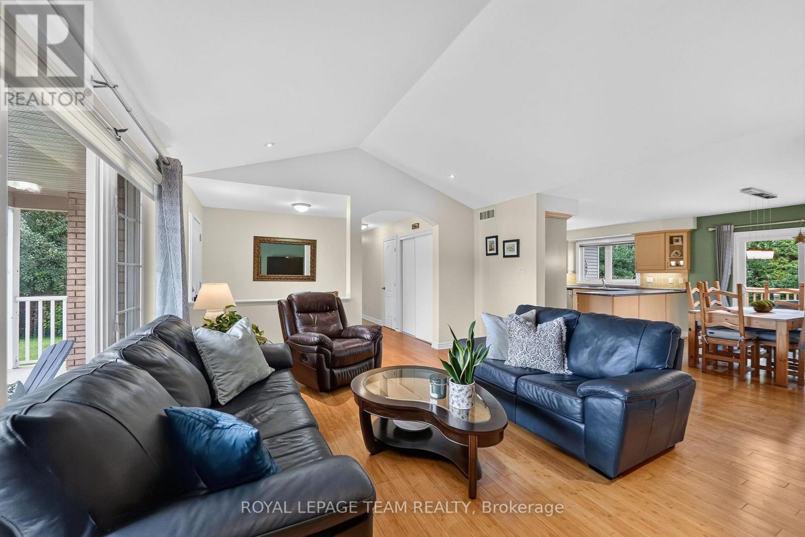 8115 Adam Baker Way, Ottawa, Ontario  K0A 2P0 - Photo 9 - X13559254