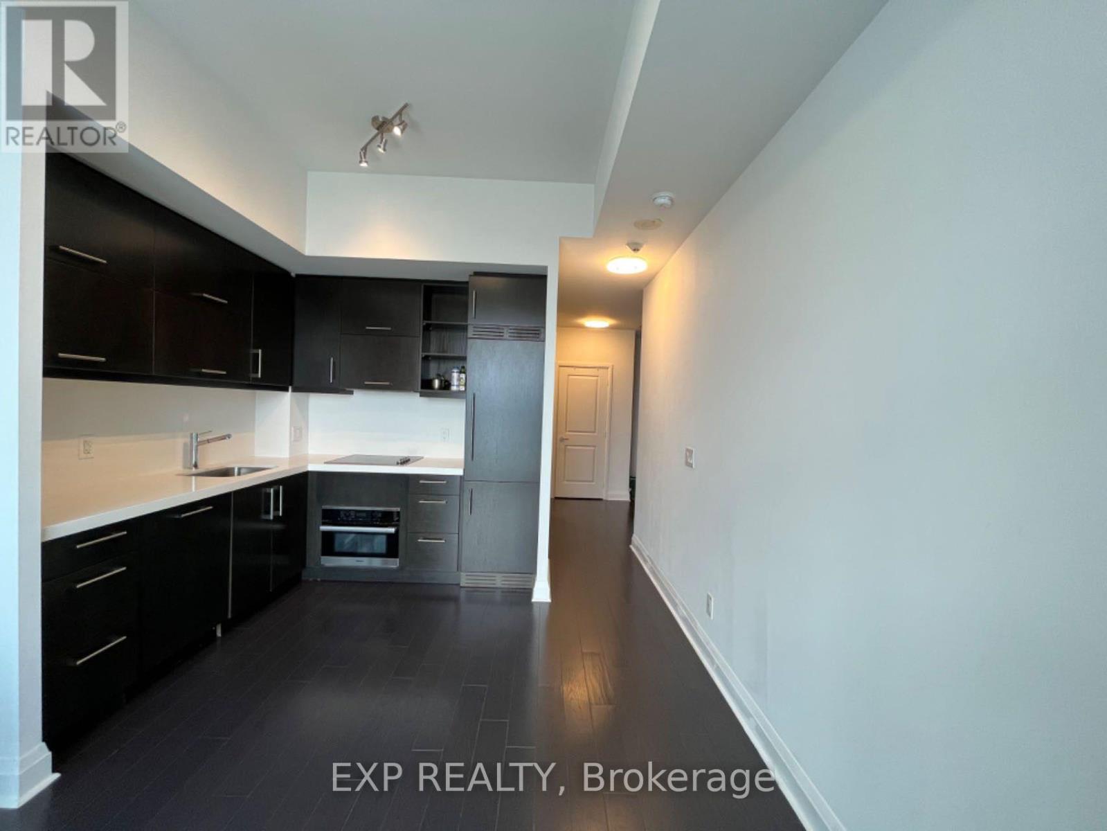Ph04 - 65 St Mary Street, Toronto, Ontario  M5S 0A6 - Photo 3 - C13559240