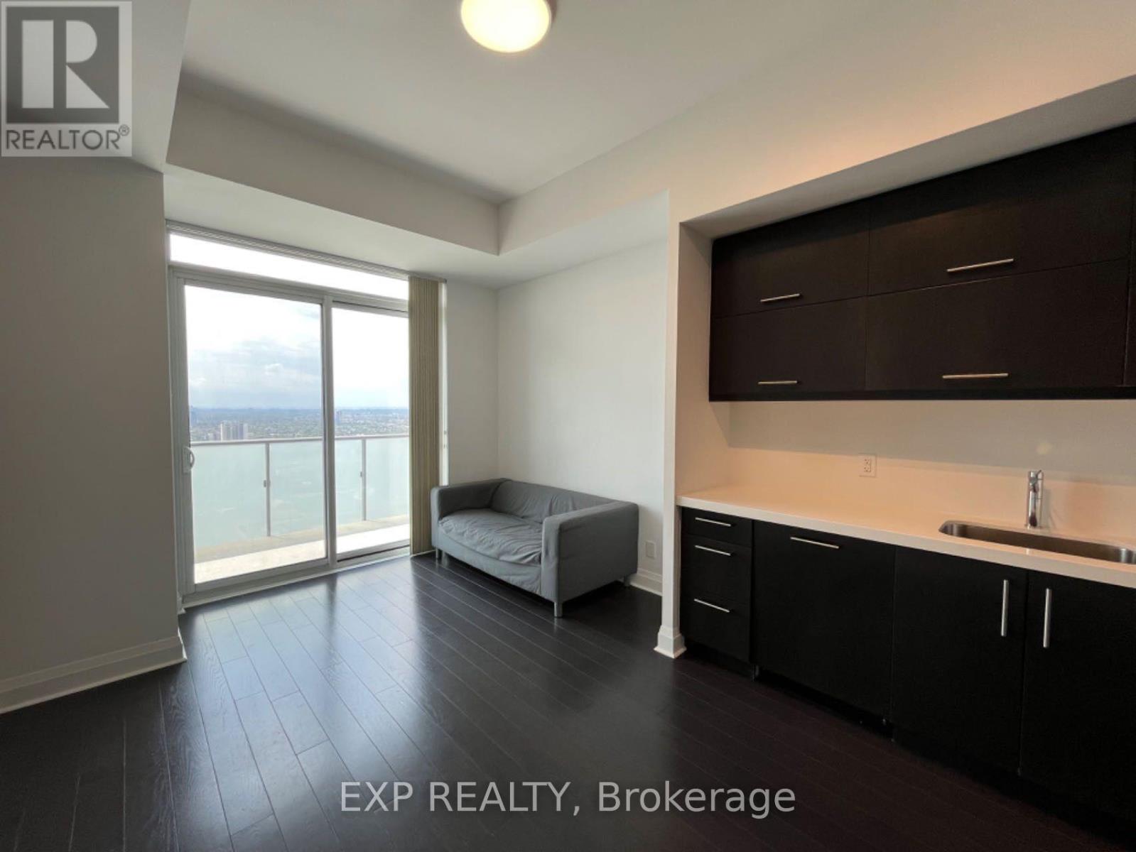 Ph04 - 65 St Mary Street, Toronto, Ontario  M5S 0A6 - Photo 4 - C13559240