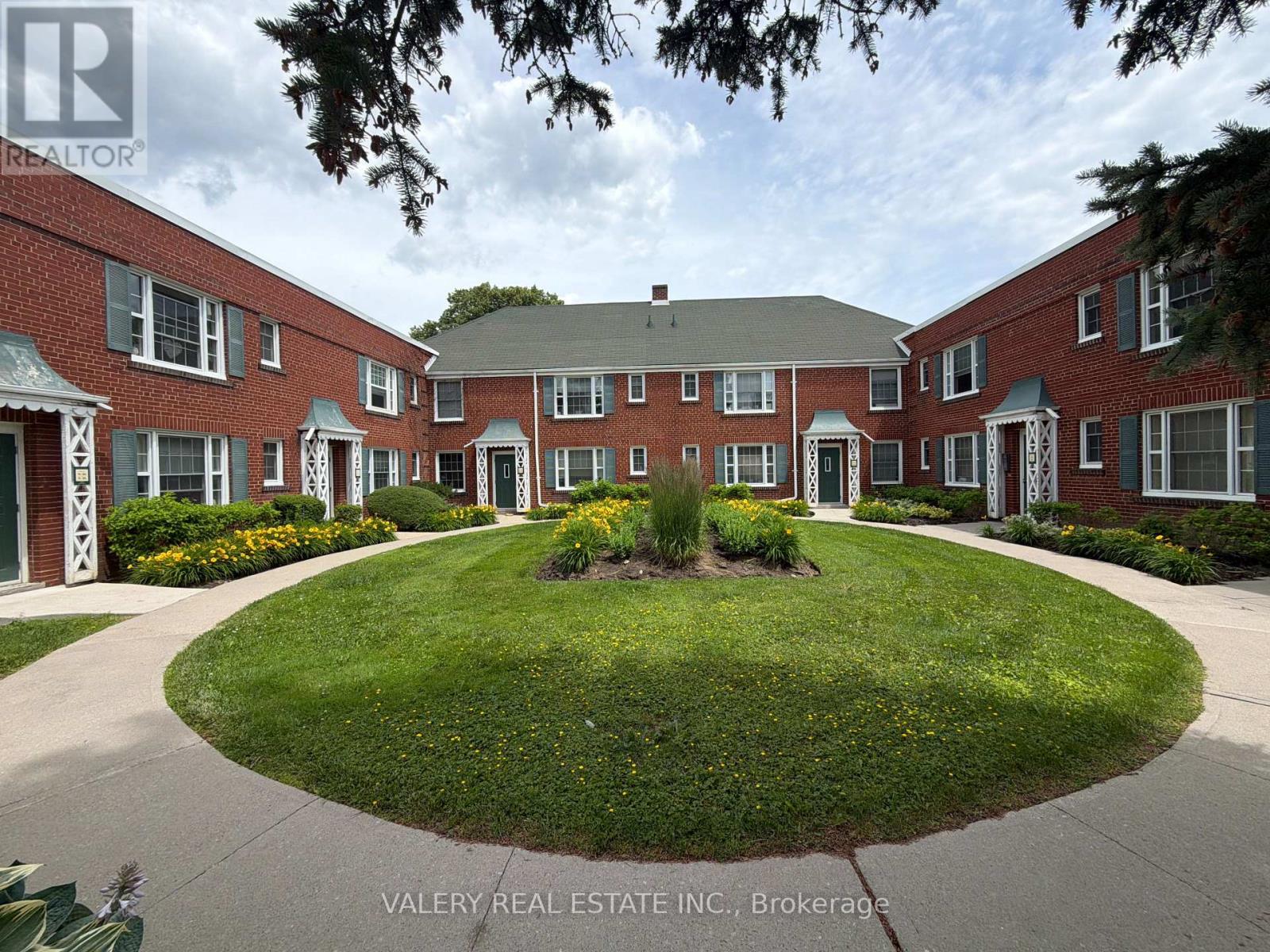 U19 - 1327 BAYVIEW AVENUE, Toronto (Leaside)