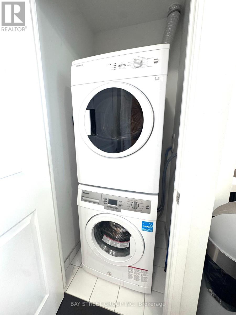Unit 2305 - 1080 Bay Street, Toronto, Ontario M5S 0A5 - Photo 11 - C13559316