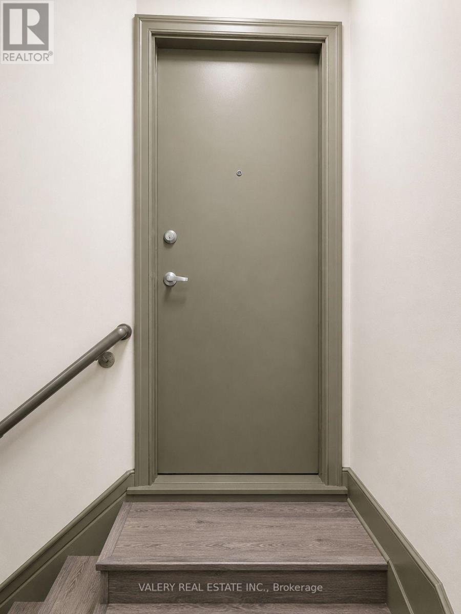 U19 - 1327 Bayview Avenue, Toronto, Ontario   - Photo 4 - C13559318