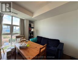 1012 - 10 WILLISON SQUARE, Toronto, Ontario