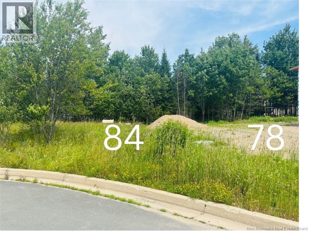78 Weavers Way, Fredericton, New Brunswick E3A 3P8 - Photo 1 - NB143968